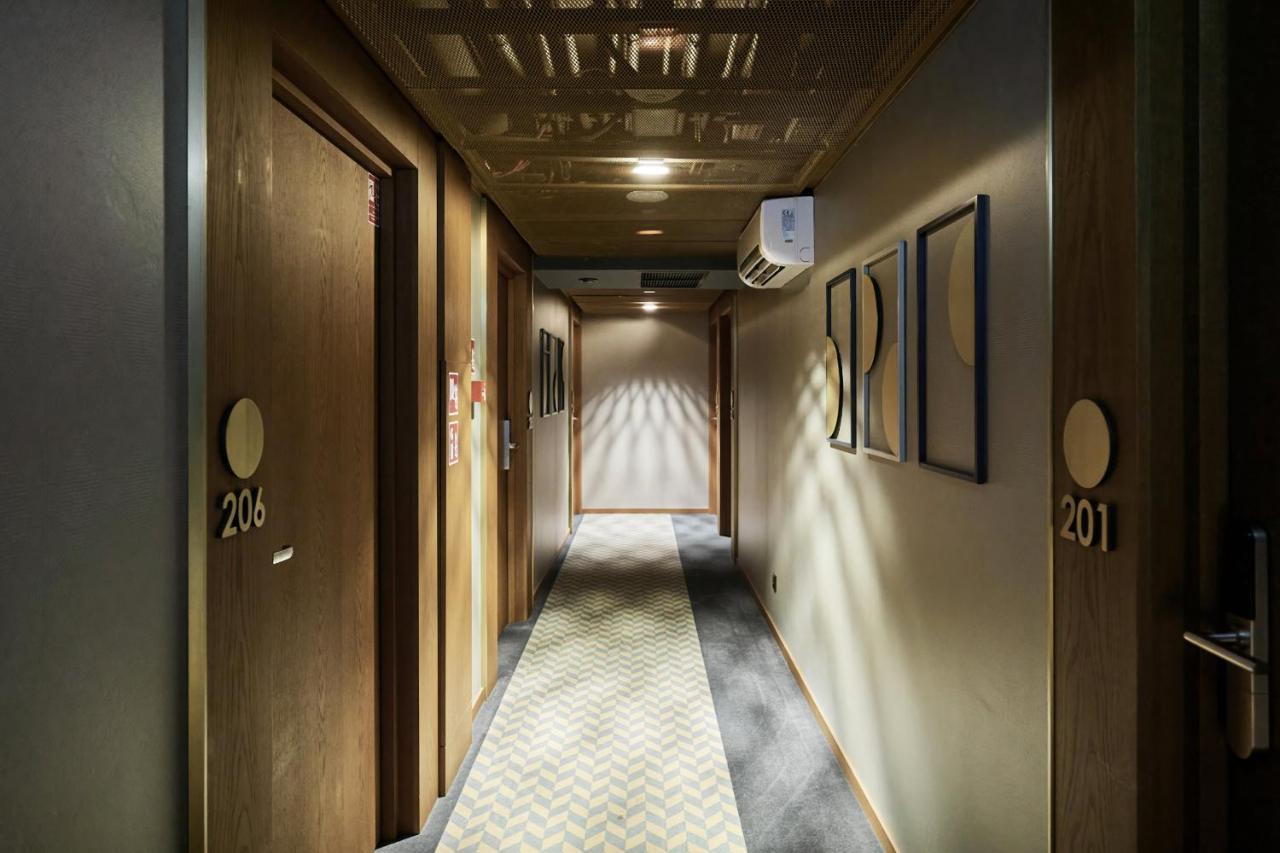 Gwarna Aparthotel City Center Wroclaw By Noclegi Renters Esterno foto