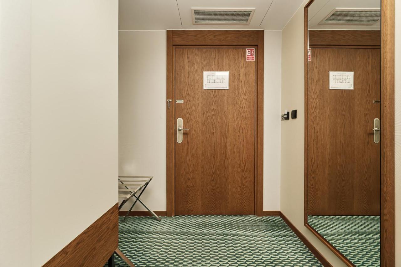 Gwarna Aparthotel City Center Wroclaw By Noclegi Renters Esterno foto