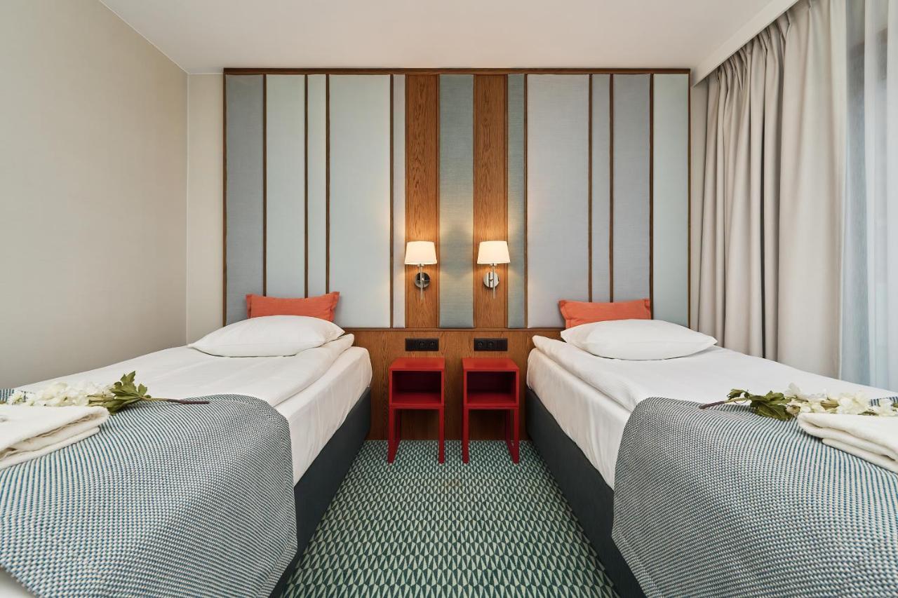 Gwarna Aparthotel City Center Wroclaw By Noclegi Renters Esterno foto