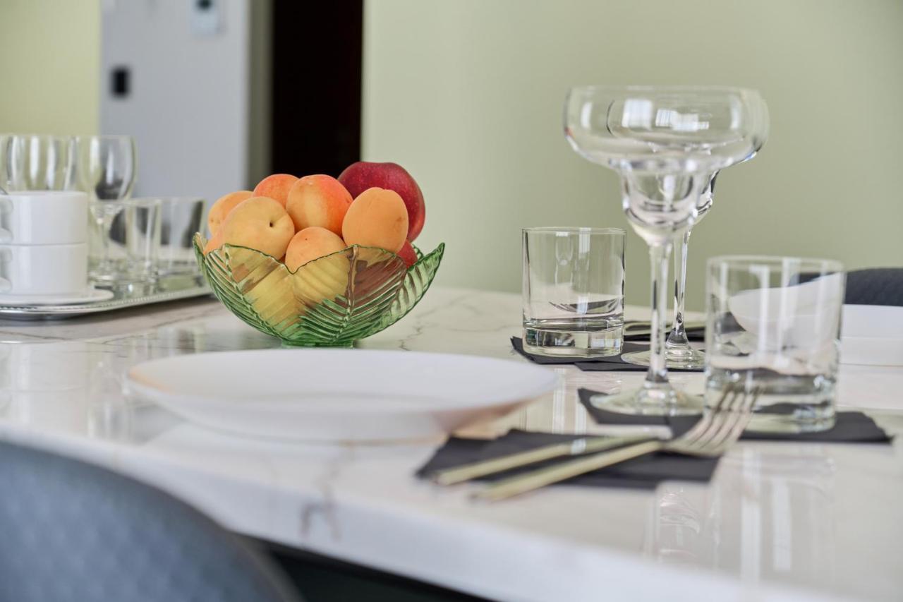 Gwarna Aparthotel City Center Wroclaw By Noclegi Renters Esterno foto