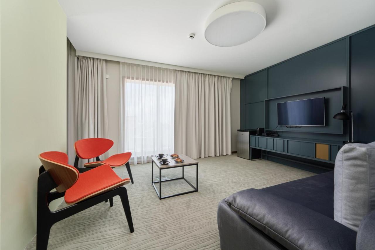 Gwarna Aparthotel City Center Wroclaw By Noclegi Renters Esterno foto