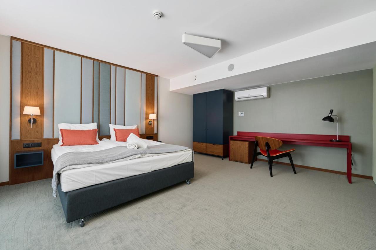 Gwarna Aparthotel City Center Wroclaw By Noclegi Renters Esterno foto